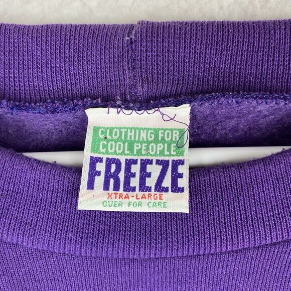 Vintage Tiny Toons Sweatshirt Mens XL Purple Warner Bros Acme College 90s Freeze - Picture 9 of 16